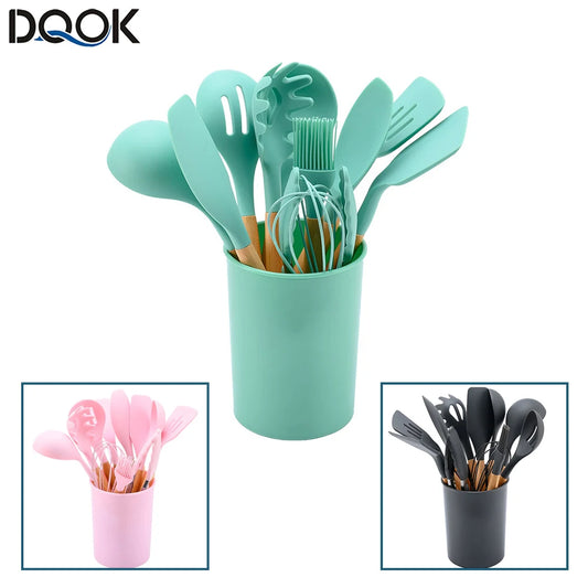 Silicone kitchen utensils set