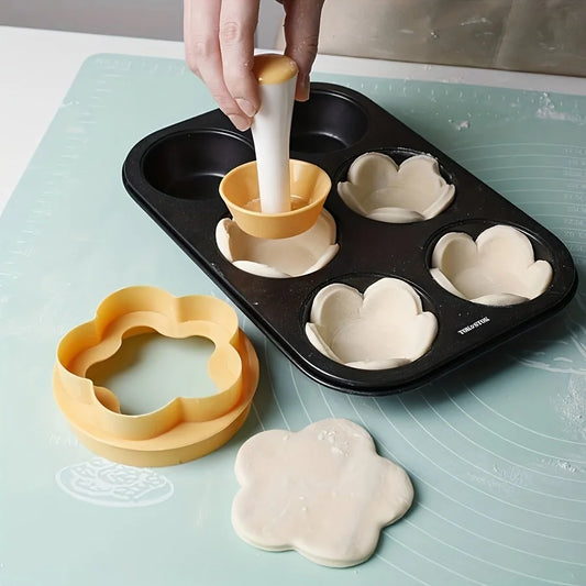 Pastry Dough Tamper & Flower Shaped Cutter